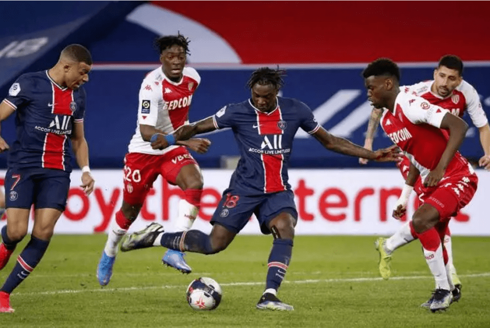 埃瓦尔主场逼平阿拉维斯，保级压力再度加大