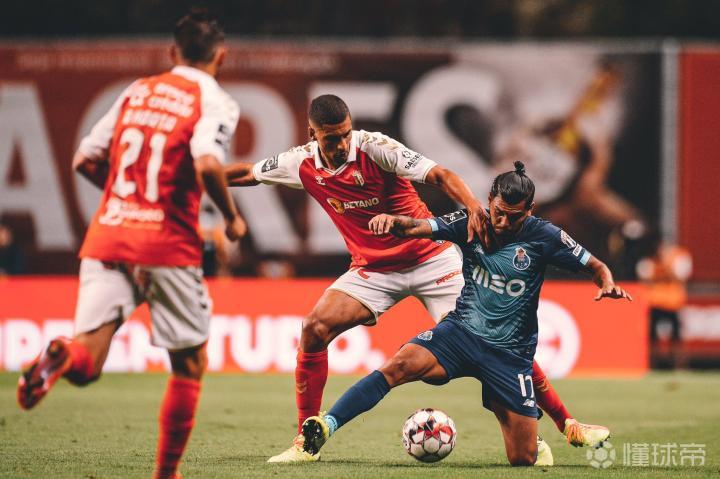 英格兰队力克葡萄牙队，波尔刷新纪录