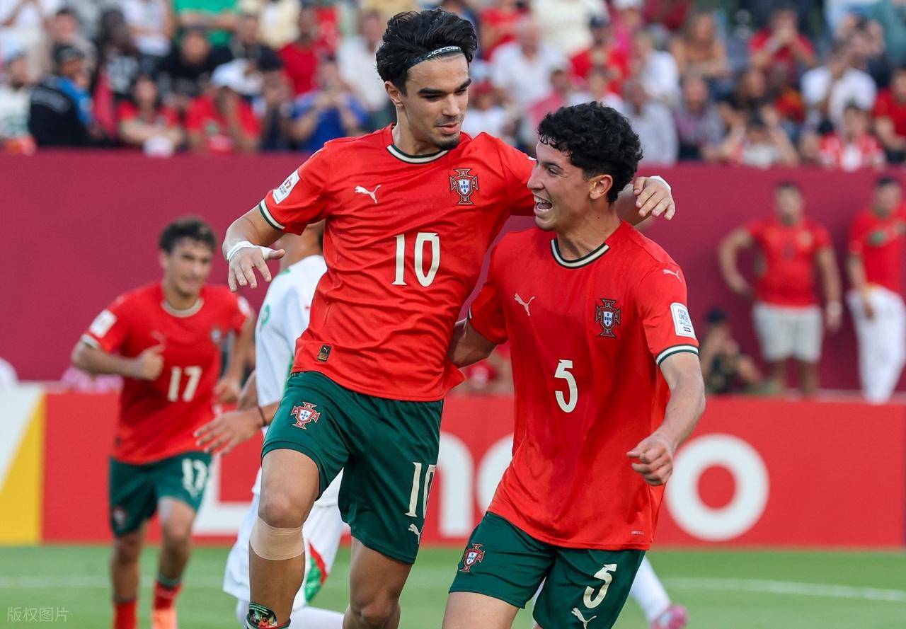 葡萄牙队完胜日本队，马龙带队取胜