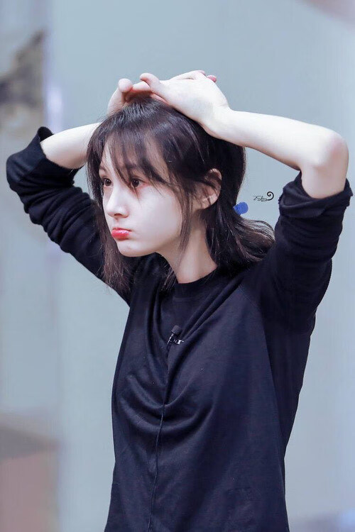 欧冠史诗夜，萨拉赫法老之怒，利物浦血色黄昏逆转勒沃库森