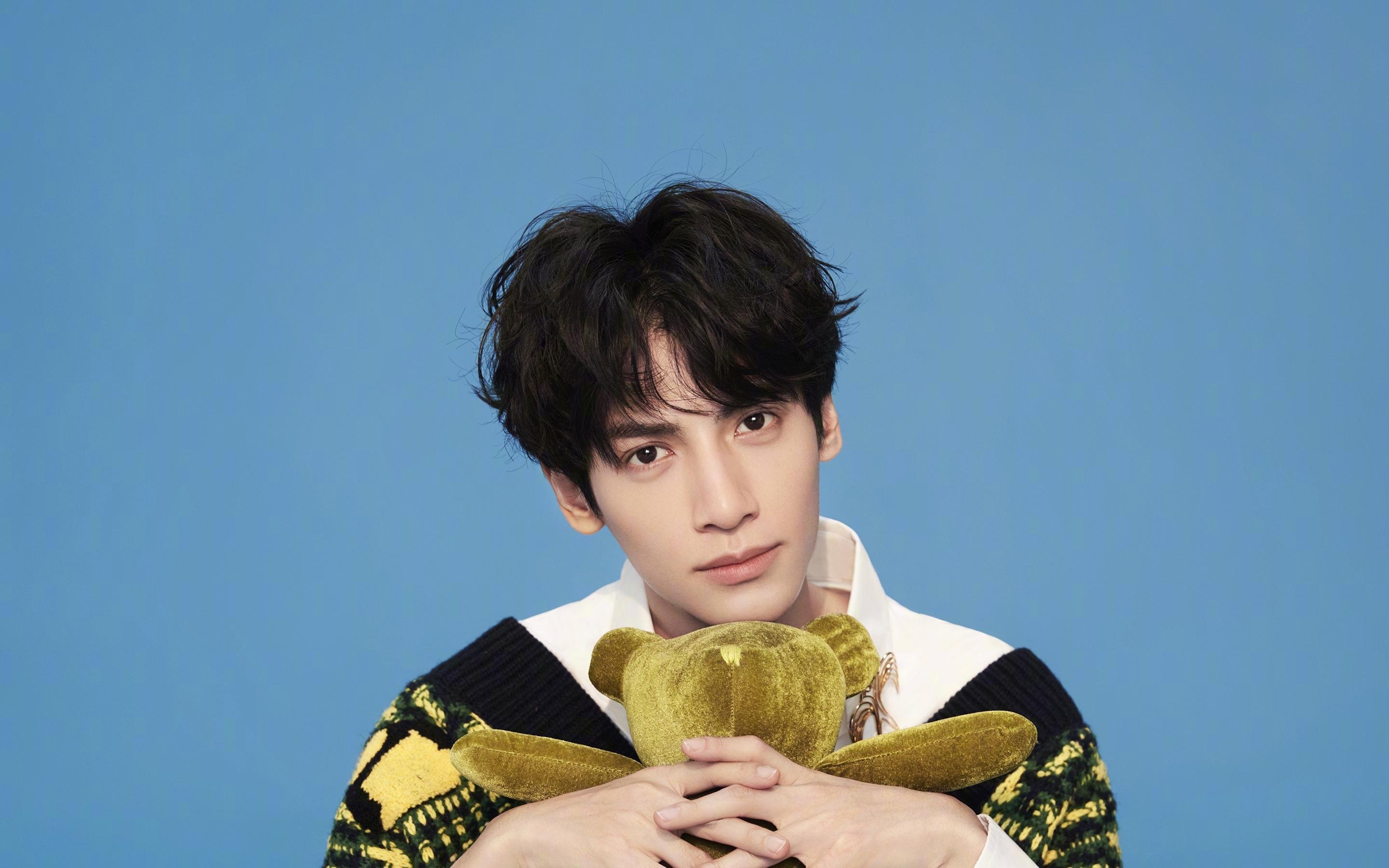 算法足球与数据战争,解析英超争冠焦点战与热火掀翻雄鹿的共性突围